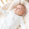 Afbeelding laden in Galerijviewer, Baby kruippakje Esmee