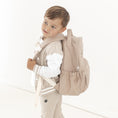 Afbeelding laden in Galerijviewer, Rugzakje Luca met naam – stoere en stijlvolle gepersonaliseerde kinderrugzak van Little Steps