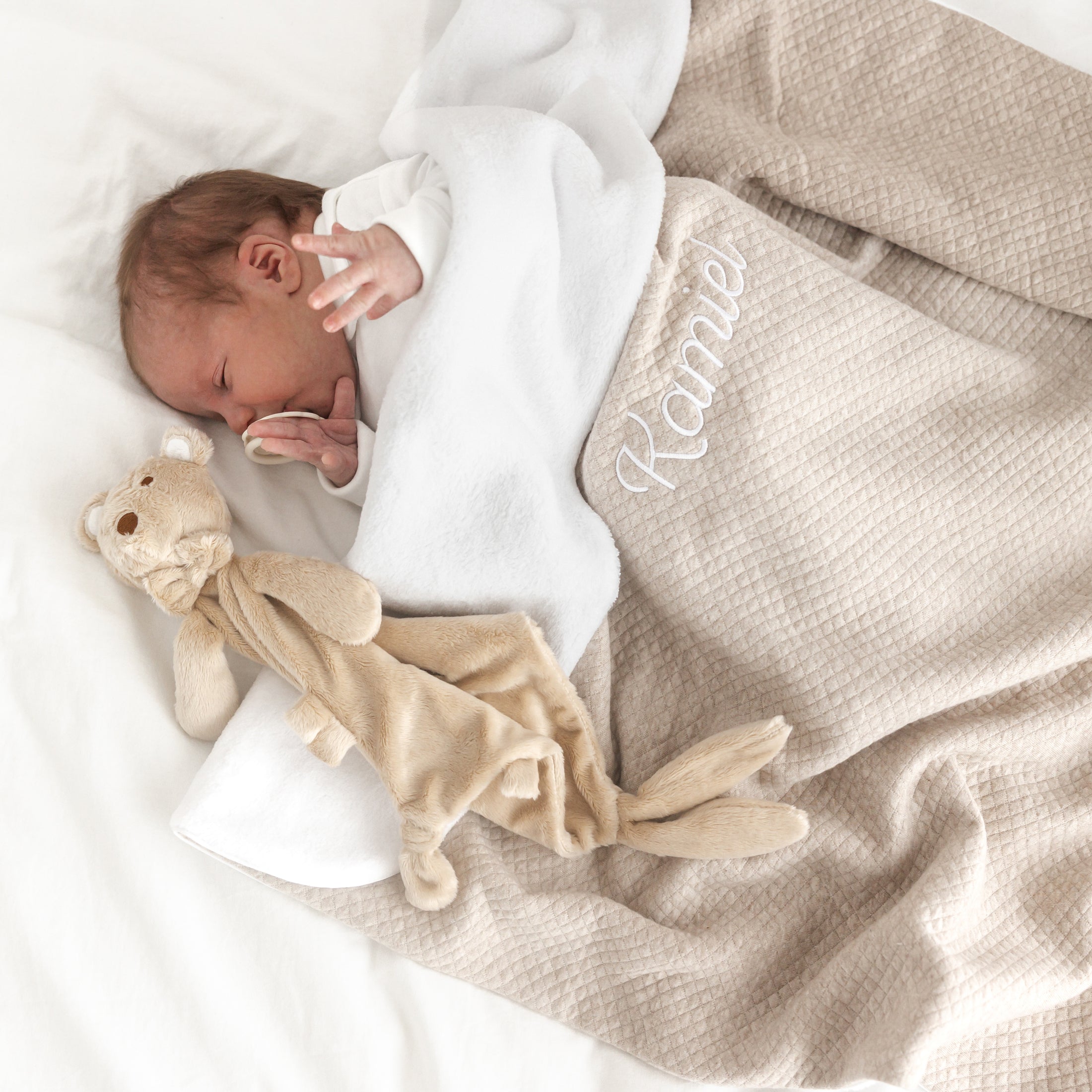 Deken Jules – stijlvolle structuurstof van hoge kwaliteit, zacht en duurzaam babydeken