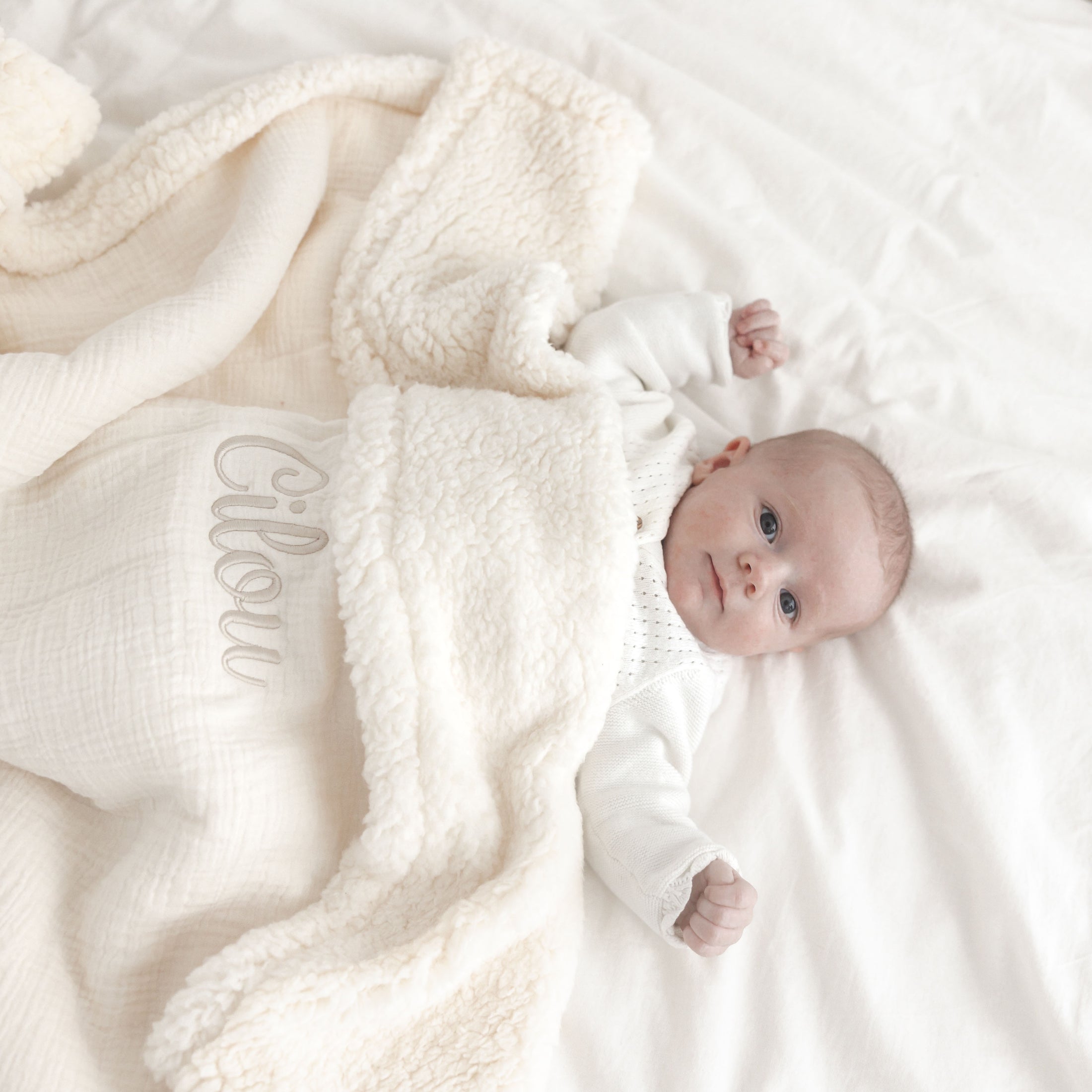 Geboortedeken met naam en fleece – Little Steps