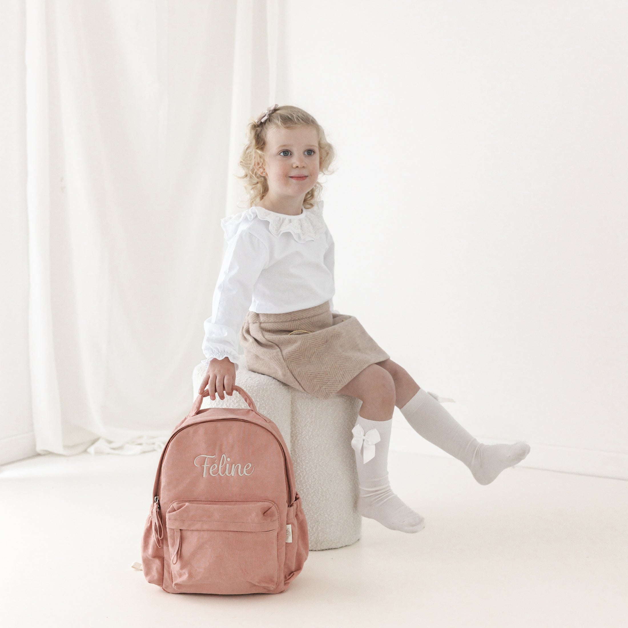 Roze rugzakje Luca met naam – zachte en stijlvolle kinderrugzak, ideaal als persoonlijk cadeau