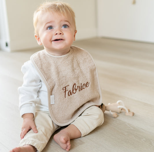 Slab Noor – gepersonaliseerd slabbetje met naam, handgemaakt in België